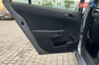 Универсал Opel Astra 2009 в 