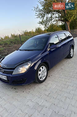 Універсал Opel Astra 2005 в Тернополі
