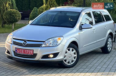 Универсал Opel Astra 2008 в 