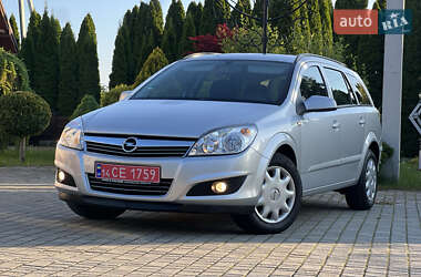 Универсал Opel Astra 2008 в 