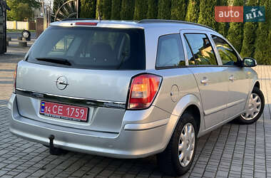 Универсал Opel Astra 2008 в 