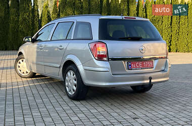 Универсал Opel Astra 2008 в 