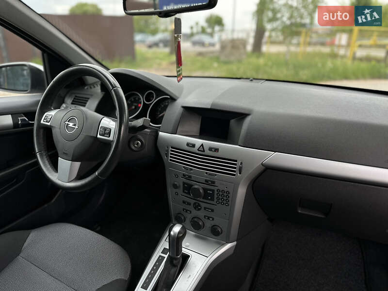 Універсал Opel Astra 2009 в Вінниці