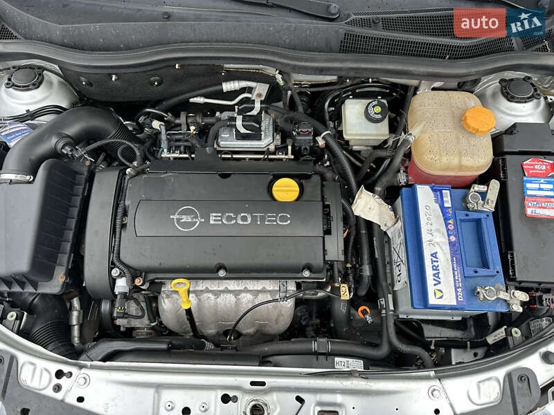 Універсал Opel Astra 2009 в Вінниці
