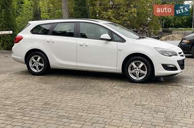 Универсал Opel Astra 2014 в 
