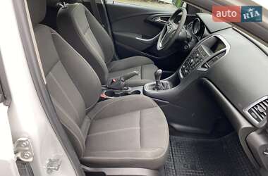 Универсал Opel Astra 2014 в 
