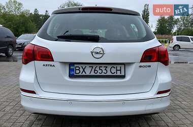Универсал Opel Astra 2014 в 