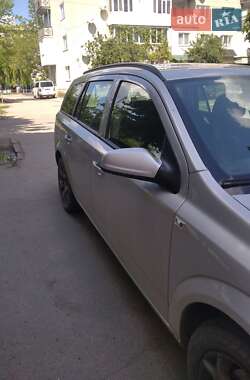 Универсал Opel Astra 2008 в 