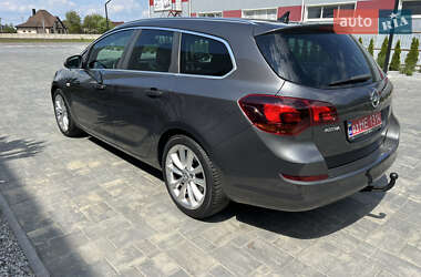 Універсал Opel Astra 2011 в 