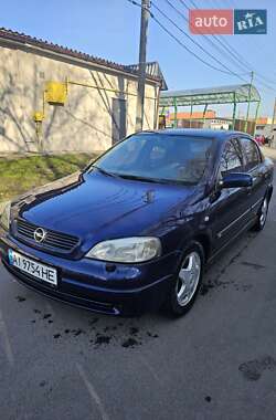 Седан Opel Astra 2000 в 