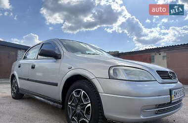 Седан Opel Astra 2007 в 