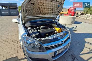 Универсал Opel Astra 2005 в 