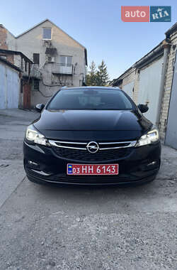 Універсал Opel Astra 2019 в Луцьку