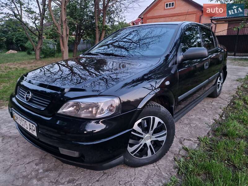 Opel Astra 2008