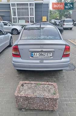 Седан Opel Astra 2002 в Ирпене