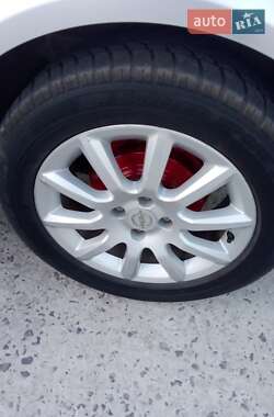 Хэтчбек Opel Astra 2005 в 