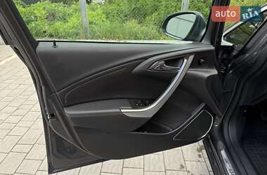 Універсал Opel Astra 2011 в 