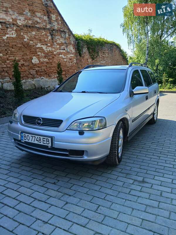 Универсал Opel Astra 2002 в Тернополе
