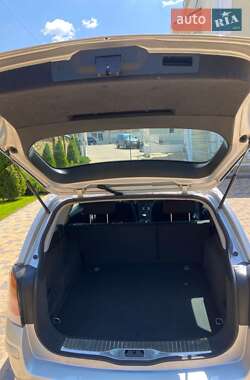 Универсал Opel Astra 2006 в 