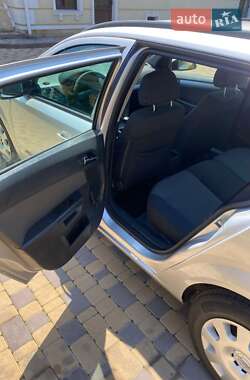 Универсал Opel Astra 2006 в 