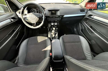 Универсал Opel Astra 2009 в 