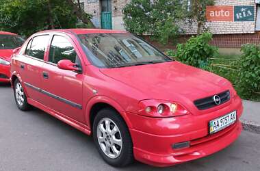 Хэтчбек Opel Astra 2002 в Киеве