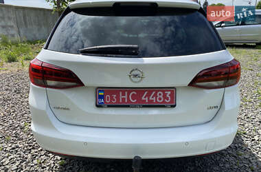 Универсал Opel Astra 2017 в 