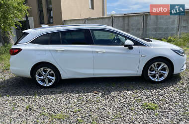 Универсал Opel Astra 2017 в 