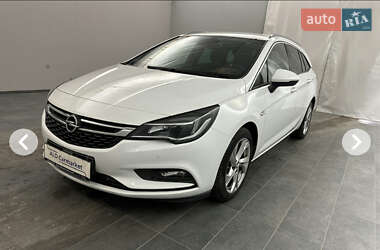 Универсал Opel Astra 2017 в 