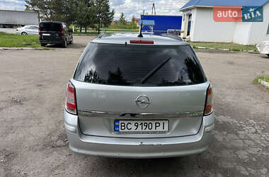 Универсал Opel Astra 2009 в 