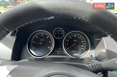 Универсал Opel Astra 2009 в 