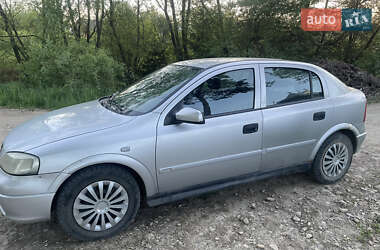 Хэтчбек Opel Astra 1999 в 
