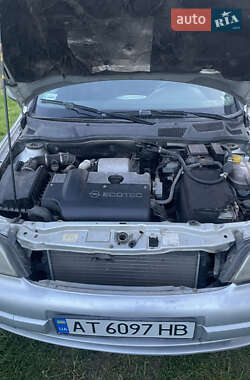 Хэтчбек Opel Astra 1999 в 