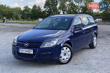 Універсал Opel Astra 2005 в Києві