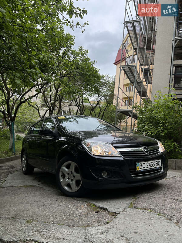 Хетчбек Opel Astra 2008 в Львові