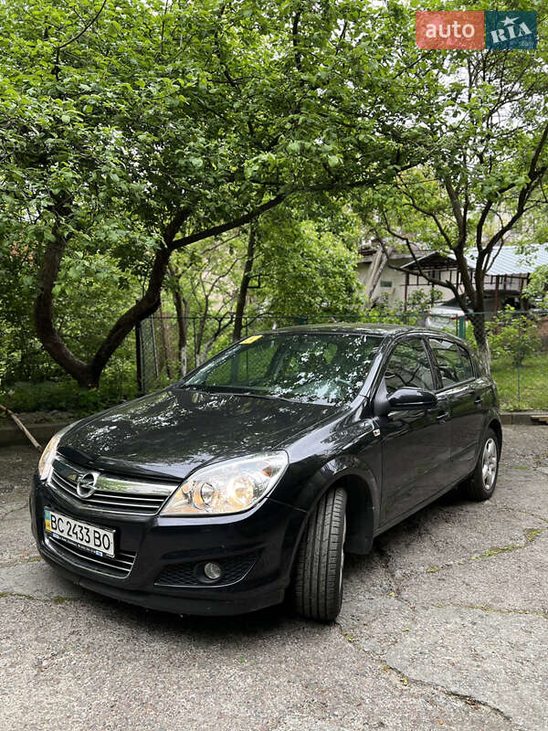 Хетчбек Opel Astra 2008 в Львові