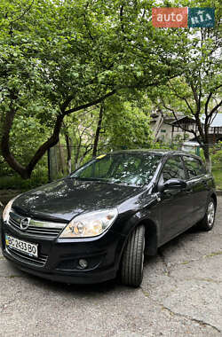 Хэтчбек Opel Astra 2008 в 