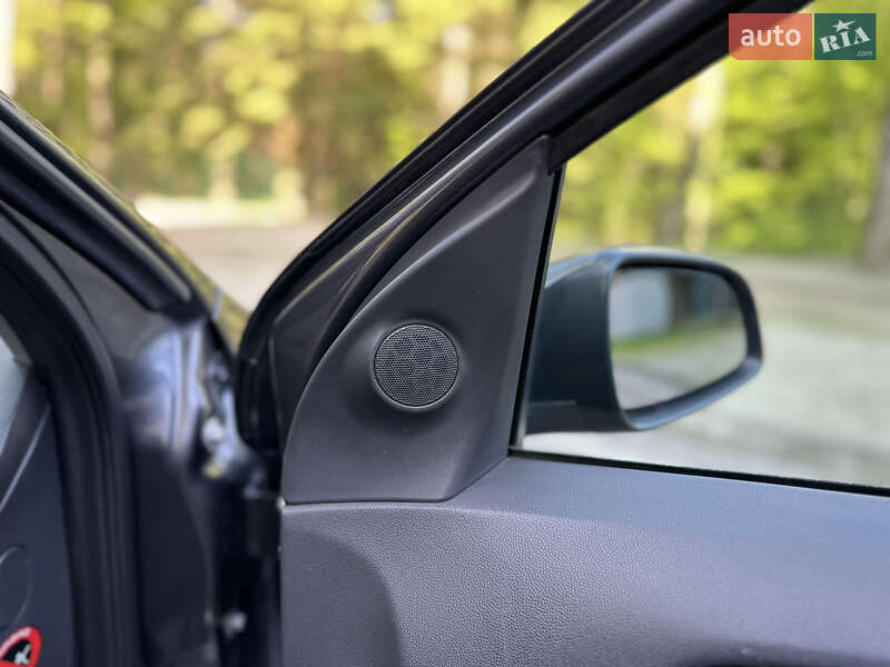 Універсал Opel Astra 2009 в Дрогобичі