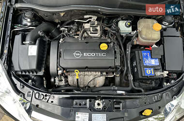 Универсал Opel Astra 2009 в 