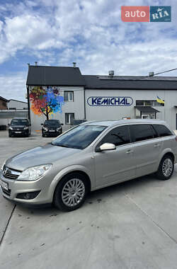 Універсал Opel Astra 2007 в Білій Церкві