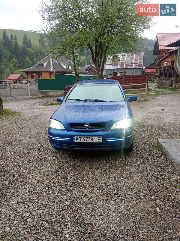 Opel Astra 2002