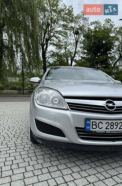 Универсал Opel Astra 2009 в 