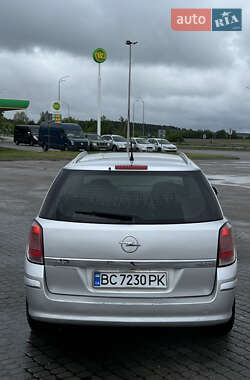 Универсал Opel Astra 2005 в 