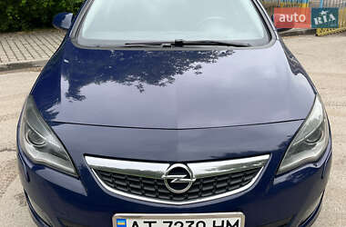 Універсал Opel Astra 2011 в 