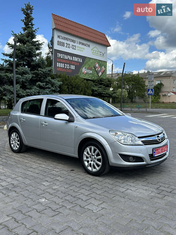 Opel Astra 2009
