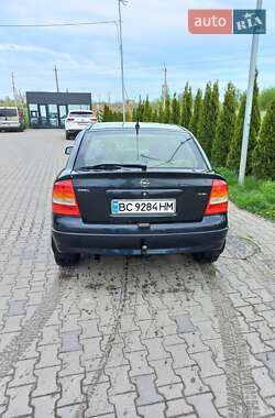 Хетчбек Opel Astra 1998 в 