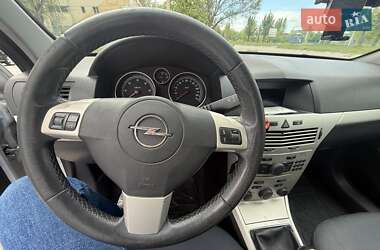 Универсал Opel Astra 2008 в 