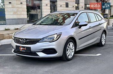 Універсал Opel Astra 2020 в Умані
