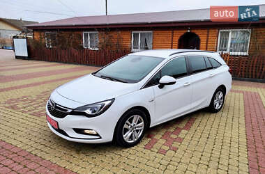 Універсал Opel Astra 2018 в Хмельницькому
