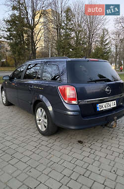 Универсал Opel Astra 2008 в 
